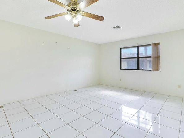 135 Manchineel Court, Royal Palm Beach FL 33411