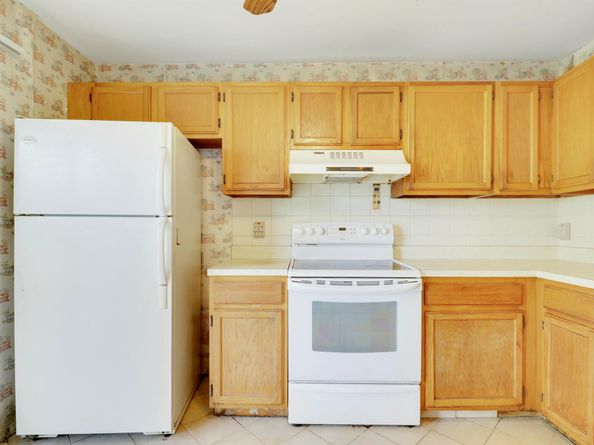 135 Manchineel Court, Royal Palm Beach FL 33411