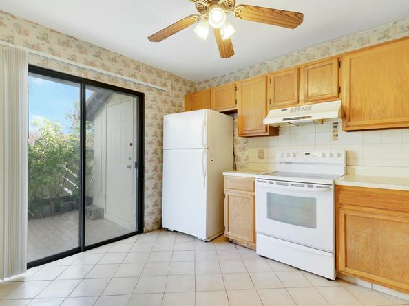 135 Manchineel Court, Royal Palm Beach FL 33411