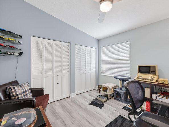 2532 Egret Lake Drive, Greenacres FL 33413
