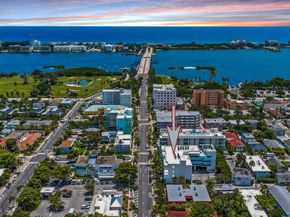 1 S Palmway 201, Lake Worth Beach FL 33460