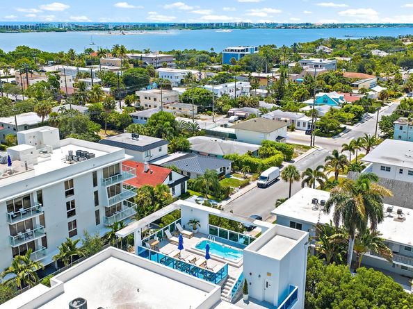 1 S Palmway 201, Lake Worth Beach FL 33460