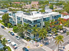 1 S Palmway 201, Lake Worth Beach FL 33460