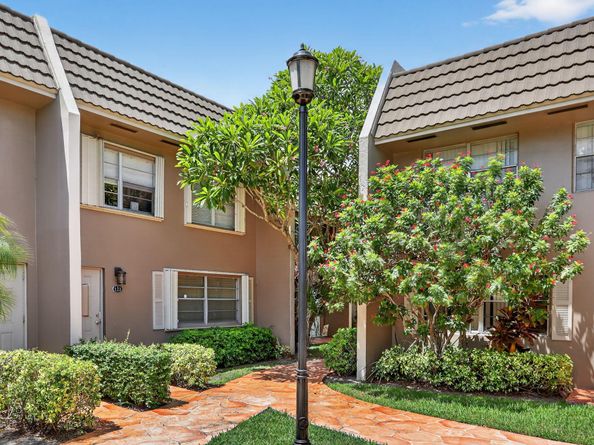 9050 NW 28th Street 123, Coral Springs FL 33065