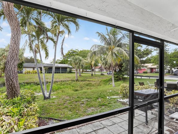 9050 NW 28th Street 123, Coral Springs FL 33065