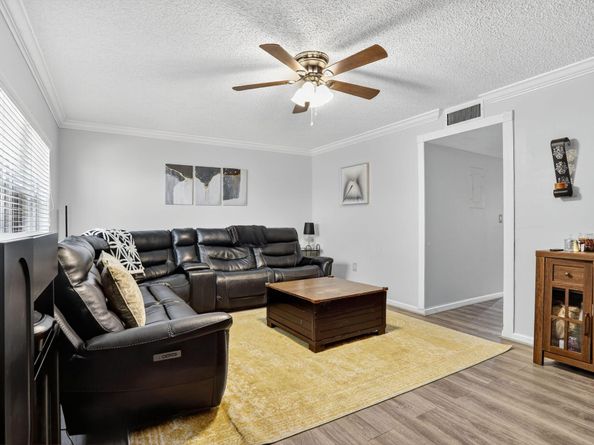 9050 NW 28th Street 123, Coral Springs FL 33065