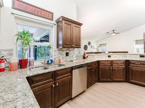 8950 NW 45th Ct, Coral Springs FL 33065