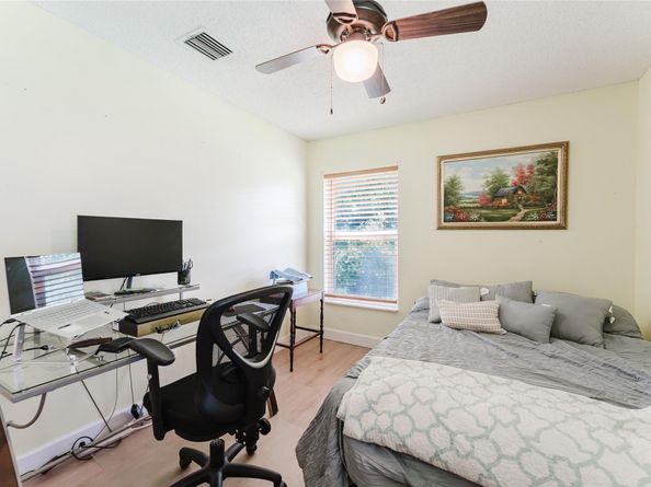 8950 NW 45th Ct, Coral Springs FL 33065