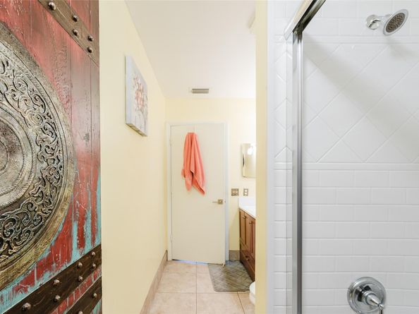 8950 NW 45th Ct, Coral Springs FL 33065