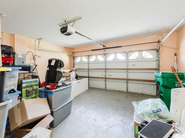 8950 NW 45th Ct, Coral Springs FL 33065