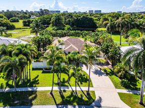 7700 Fairway Trail, Boca Raton FL 33487