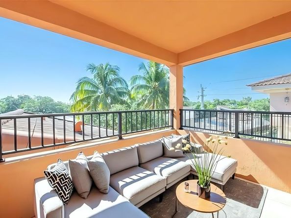 819 SW 7th Ave 819, Fort Lauderdale FL 33315