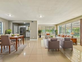 95 NE 128th St, North Miami FL 33161