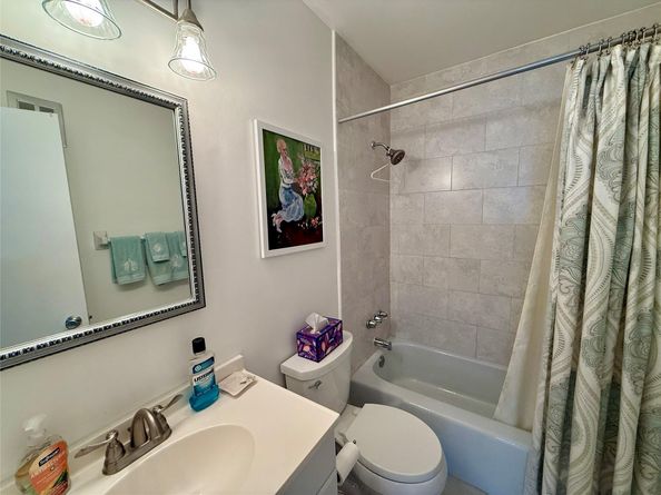 5300 Washington St 309M, Hollywood FL 33021