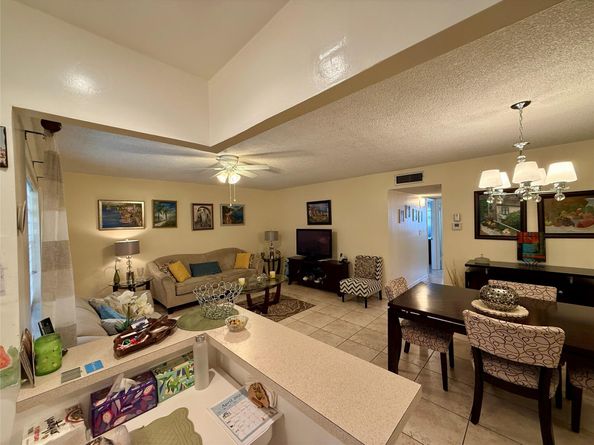 5300 Washington St 309M, Hollywood FL 33021