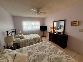 5300 Washington St 309M, Hollywood FL 33021