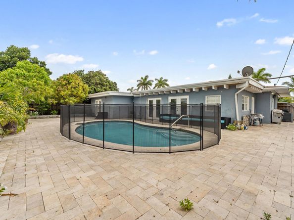 808 Wright Drive, Lake Worth Beach FL 33461