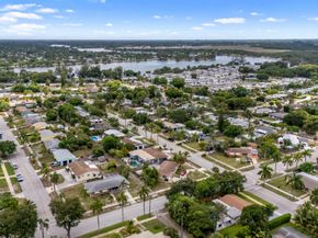 808 Wright Drive, Lake Worth Beach FL 33461