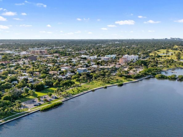 808 Wright Drive, Lake Worth Beach FL 33461