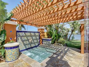 140 Yacht Club Way 109, Hypoluxo FL 33462