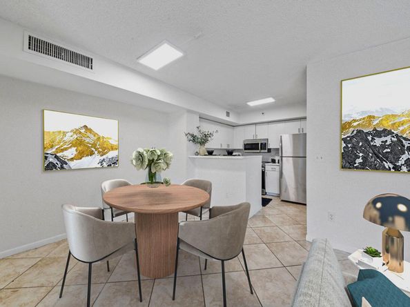 140 Yacht Club Way 109, Hypoluxo FL 33462