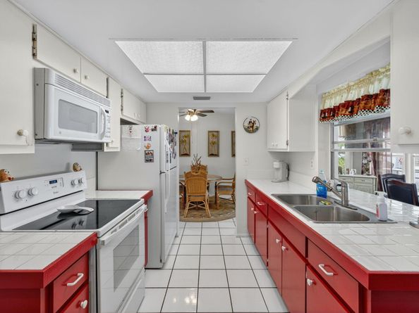 3051 NW 1st Drive, Pompano Beach FL 33064