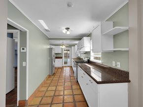 110 E Lake Worth Avenue, Lantana FL 33462