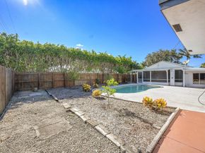 110 E Lake Worth Avenue, Lantana FL 33462