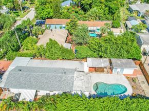 110 E Lake Worth Avenue, Lantana FL 33462