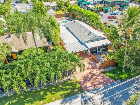 110 E Lake Worth Avenue, Lantana FL 33462