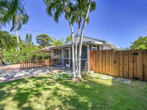 110 E Lake Worth Avenue, Lantana FL 33462