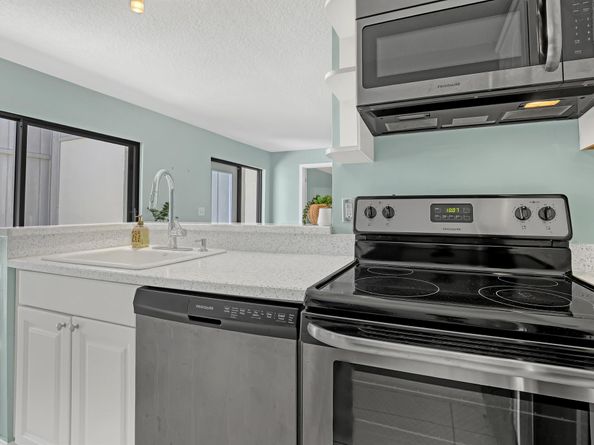 1605 S Us Highway 1 6d, Jupiter FL 33477