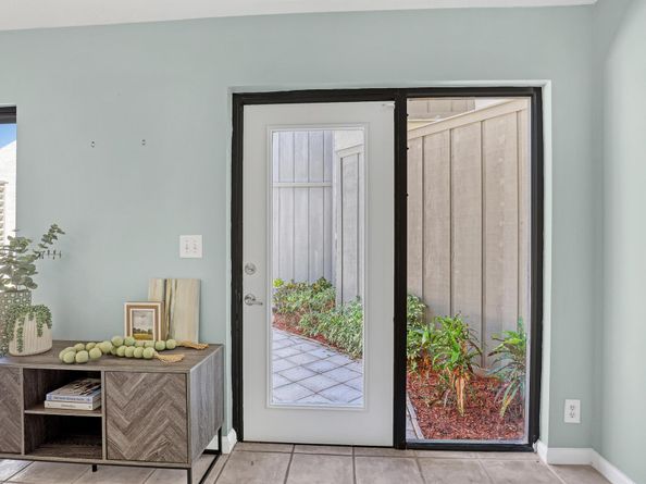 1605 S Us Highway 1 6d, Jupiter FL 33477