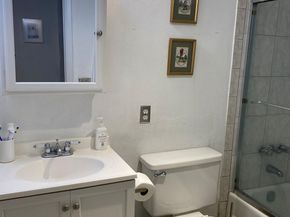 1100 SE 4th Ave 9, Deerfield Beach FL 33441