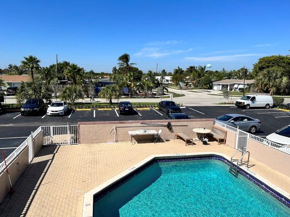 1100 SE 4th Ave 9, Deerfield Beach FL 33441