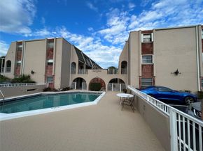 1100 SE 4th Ave 9, Deerfield Beach FL 33441