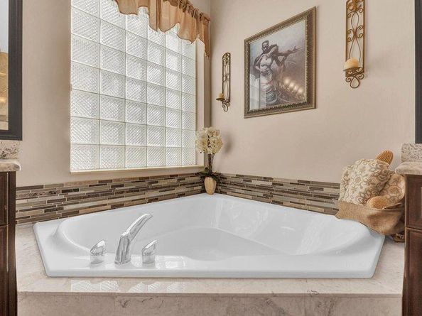 112 Ibisca Terrace, Royal Palm Beach FL 33411