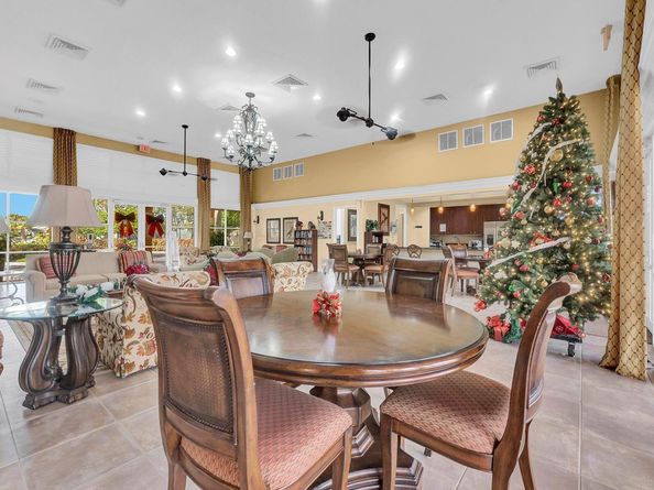 112 Ibisca Terrace, Royal Palm Beach FL 33411