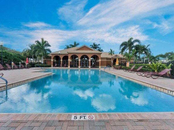 112 Ibisca Terrace, Royal Palm Beach FL 33411