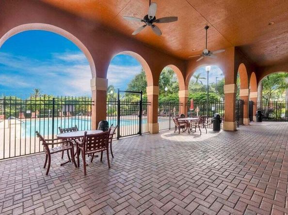 112 Ibisca Terrace, Royal Palm Beach FL 33411