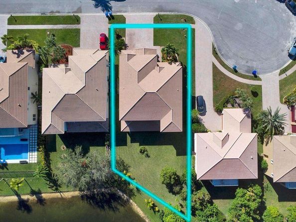 112 Ibisca Terrace, Royal Palm Beach FL 33411