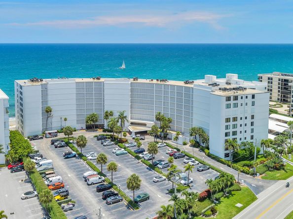 3590 S Ocean Boulevard 908, South Palm Beach FL 33480