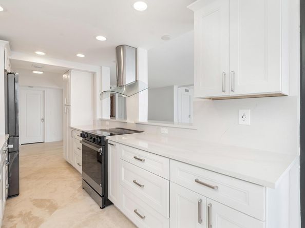 3590 S Ocean Boulevard 908, South Palm Beach FL 33480