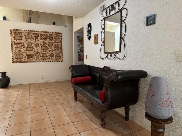 5713 Lime Hill Rd, Lauderhill FL 33319