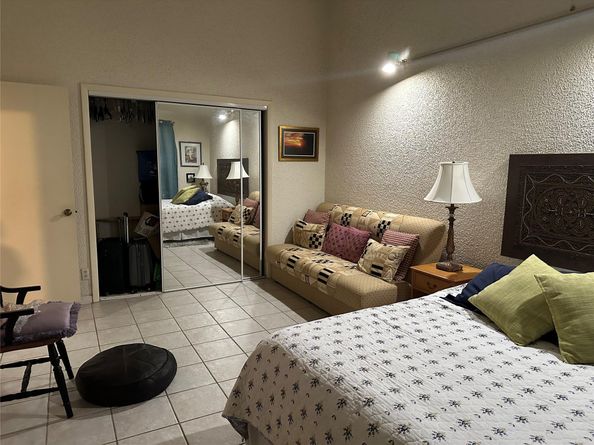 5713 Lime Hill Rd, Lauderhill FL 33319