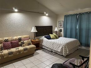 5713 Lime Hill Rd, Lauderhill FL 33319