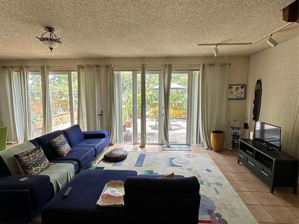 5713 Lime Hill Rd, Lauderhill FL 33319