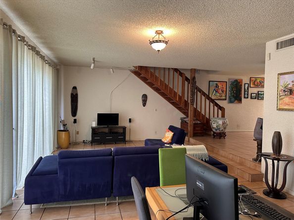 5713 Lime Hill Rd, Lauderhill FL 33319