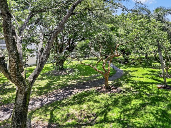 2403 Antigua Cir B2, Coconut Creek FL 33066