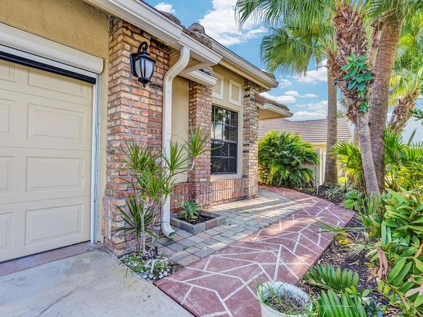 6859 Bitterbush Place, Boynton Beach FL 33472